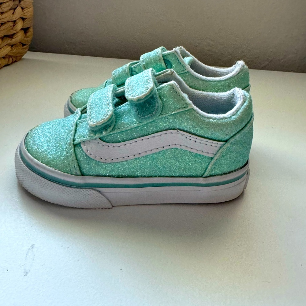 Vans Old Skool V Glitter Skate Shoe - Baby / Toddler - Mint Size 4